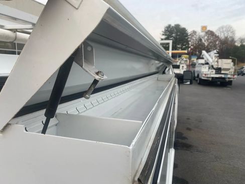 Used 2011 Ford F350 XL image 31