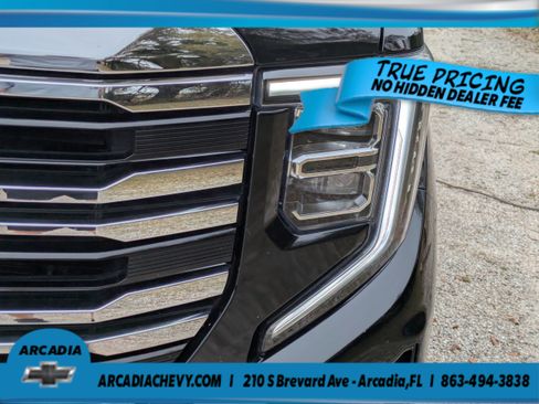 Used 2024 GMC Sierra 1500 SLT AWD/4WD image 10