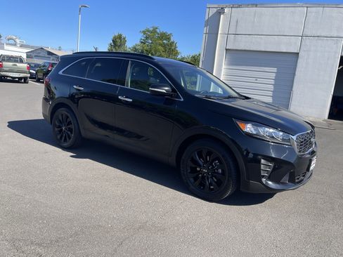 Used 2020 Kia Sorento S FWD image 7