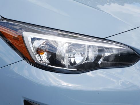 Used 2022 Subaru Crosstrek 2.0i Premium AWD/4WD image 16
