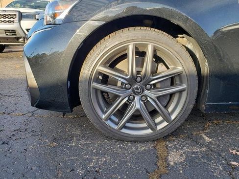 Used 2017 Lexus IS 200t image 22