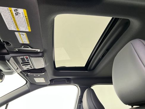 New 2026 Subaru Outback Limited AWD/4WD image 23