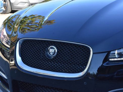 Used 2013 Jaguar XF 3.0 image 12