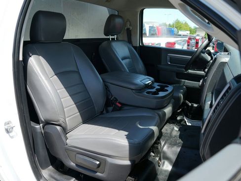 Used 2014 RAM 1500 Tradesman AWD/4WD image 16