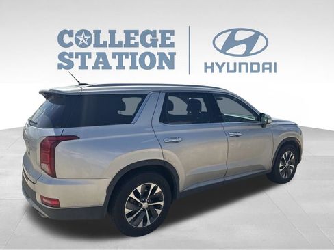 Used 2022 Hyundai Palisade SEL FWD image 6