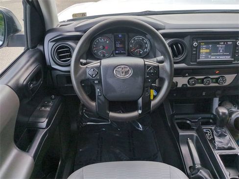 Used 2019 Toyota Tacoma SR image 15