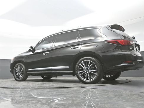 Used 2020 INFINITI QX60 Luxe w/ Sensory Package AWD/4WD image 28