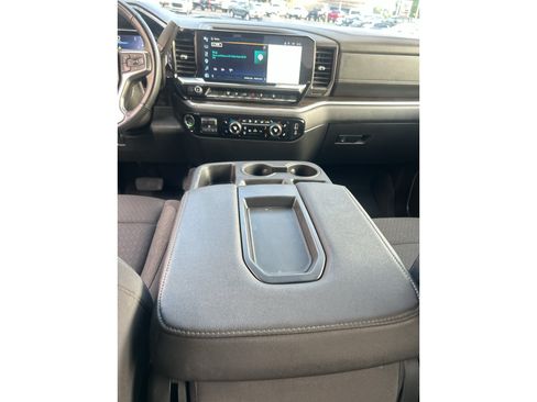 Used 2025 Chevrolet Silverado 2500 LT AWD/4WD image 17