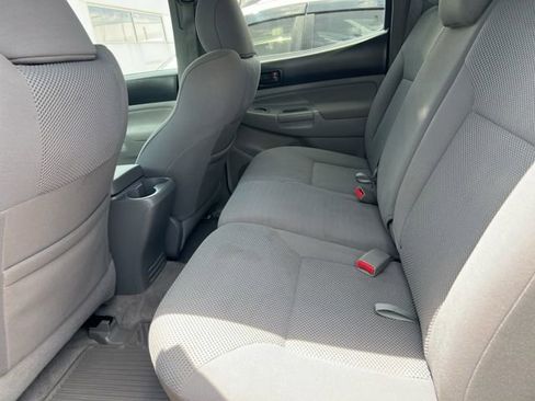 Used 2011 Toyota Tacoma PreRunner w/ TRD Sport Pkg RWD image 9