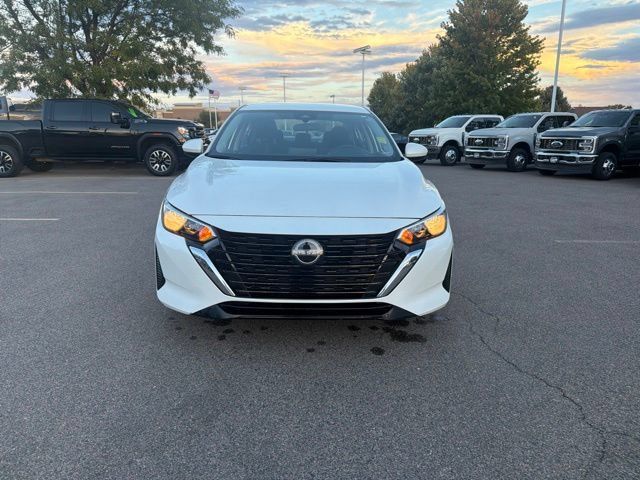 Used 2024 Nissan Sentra SV FWD image 3