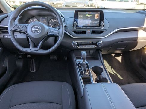 New 2025 Nissan Altima 2.5 S image 18