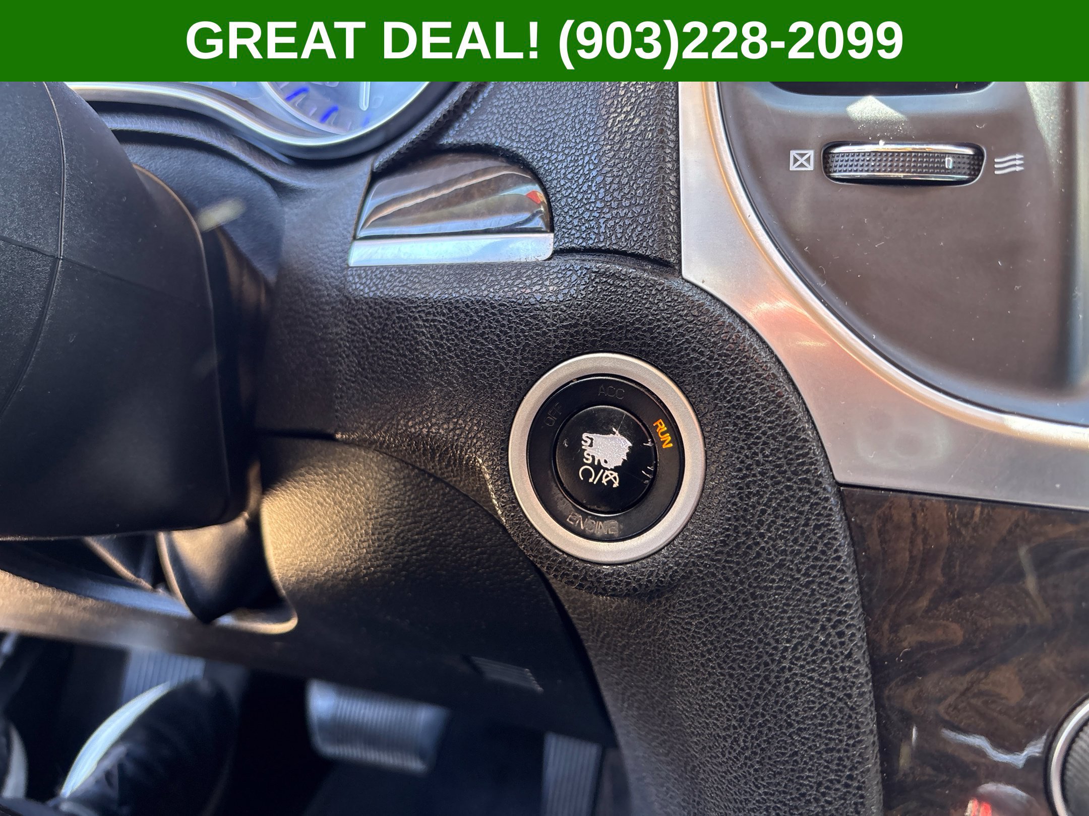 Used 2016 Chrysler 300 C RWD image 27