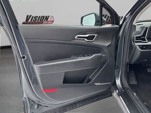 Certified 2023 Kia Sportage LX image 20