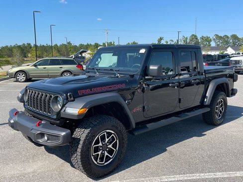 Certified 2025 Jeep Gladiator Rubicon w/ Convenience Group AWD/4WD image 54