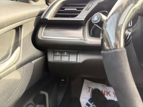 Used 2020 Honda Civic EX image 26
