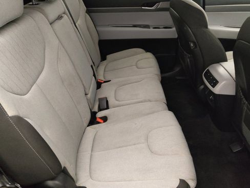Used 2022 Hyundai Palisade SE w/ Cargo Package FWD image 19