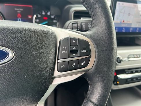 Used 2024 Ford Explorer XLT w/ Equipment Group 202A image 18