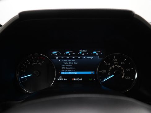 Used 2019 Ford F150 Lariat w/ Equipment Group 502A Luxury AWD/4WD image 27