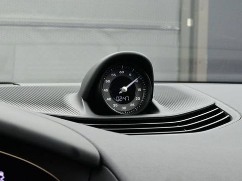 Used 2025 Porsche Taycan RWD image 12