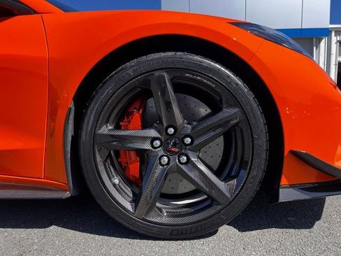 Used 2023 Chevrolet Corvette Z06 w/ Z07 Performance Package image 3