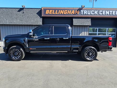 Used 2024 Ford F350 Platinum AWD/4WD image 2