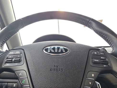 Used 2015 Kia Forte EX image 21