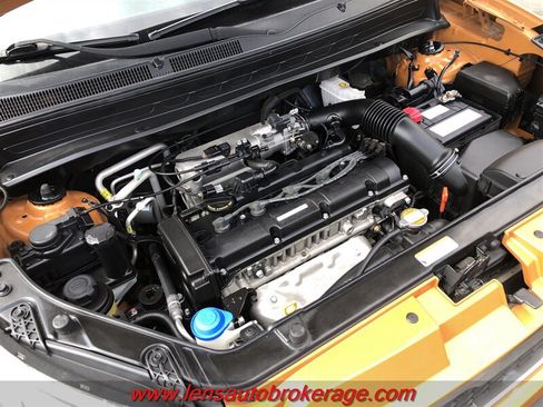 Used 2011 Kia Soul + w/ Audio Pkg FWD image 24
