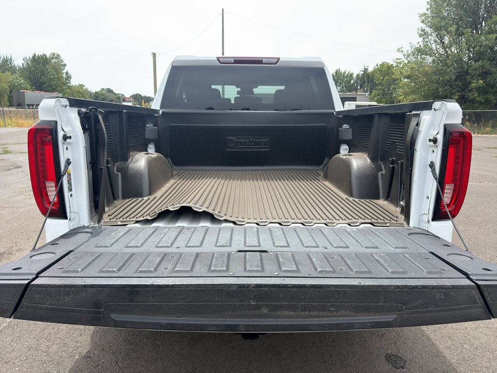 Used 2025 GMC Sierra 1500 SLT AWD/4WD image 10