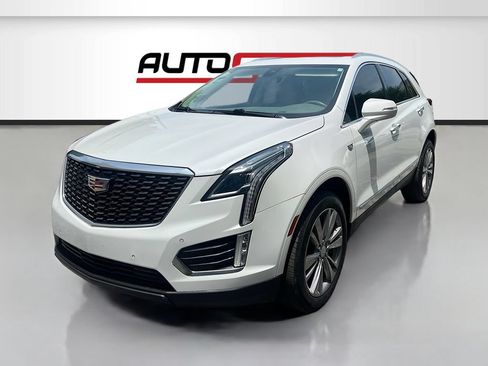 Used 2023 Cadillac XT5 Premium Luxury FWD image 3