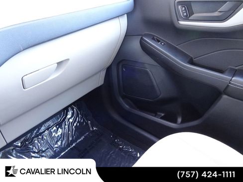 Certified 2022 Ford Escape SE AWD/4WD image 36
