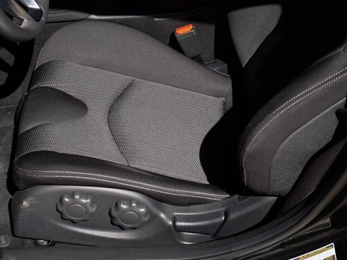 Used 2024 Nissan Z Sport w/ Floor Mat Package image 29