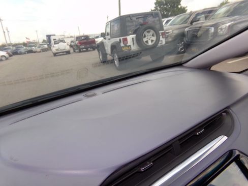 Used 2020 Chevrolet Bolt Premier image 56