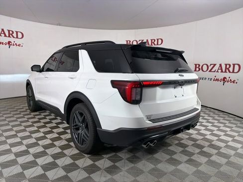 Certified 2025 Ford Explorer ST AWD/4WD image 6