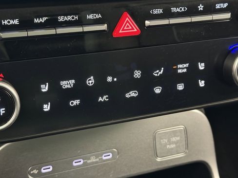 Used 2026 Hyundai Ioniq 9 SEL image 19