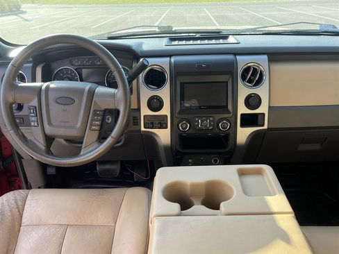 Used 2013 Ford F150 XLT w/ Luxury Equipment Group image 16