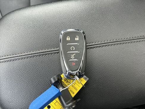 Used 2022 Chevrolet Equinox Premier image 35