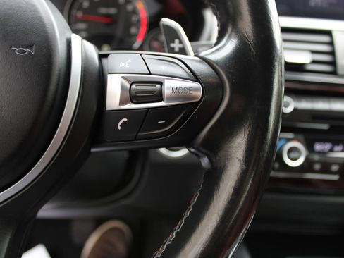 Used 2018 BMW M4 Coupe image 11