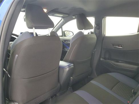 Used 2020 Toyota C-HR XLE image 13
