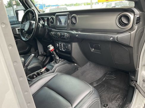 Used 2021 Jeep Gladiator Sport AWD/4WD image 31