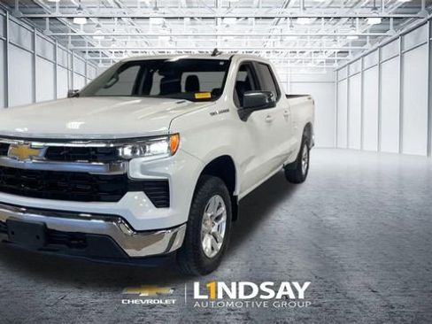 Used 2024 Chevrolet Silverado 1500 LT AWD/4WD image 5