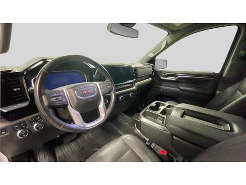 Used 2022 GMC Sierra 1500 SLT AWD/4WD image 11