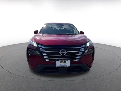 Used 2025 Nissan Rogue SV AWD/4WD image 4