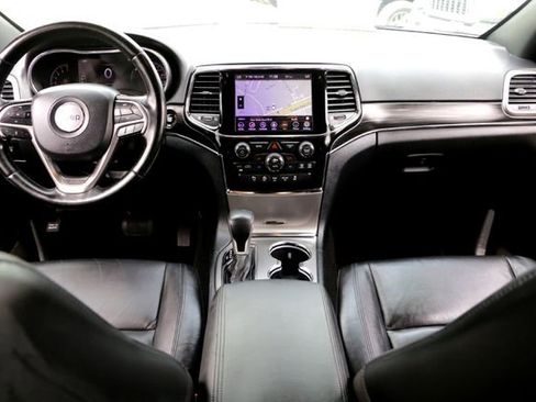 Used 2020 Jeep Grand Cherokee Limited image 26