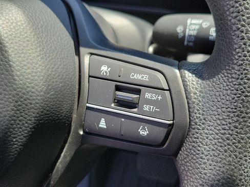 Used 2024 Honda CR-V LX image 25