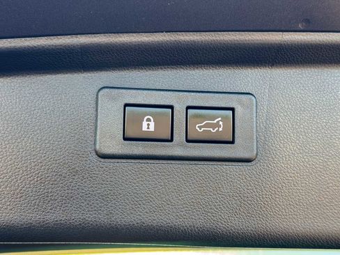 Used 2023 Subaru Outback Touring XT AWD/4WD image 14