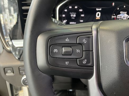 Used 2024 GMC Sierra 1500 Elevation image 21