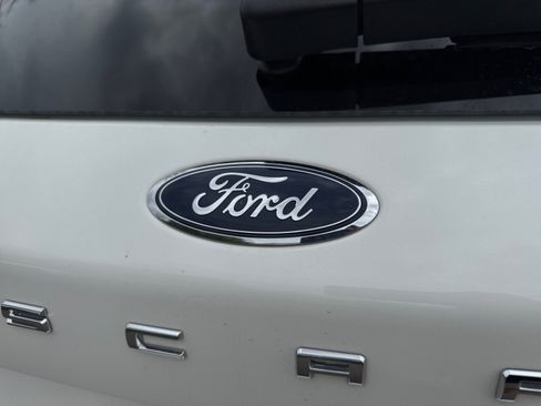 New 2024 Ford Escape ST-Line Select w/ Tech Pack #2 image 23