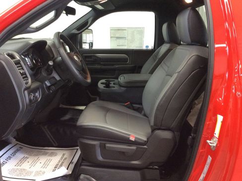 New 2023 RAM 2500 Tradesman image 13