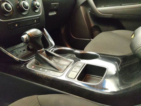 Used 2014 Kia Sorento LX image 26