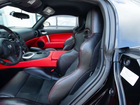 Used 2008 Dodge Viper SRT-10 RWD image 24